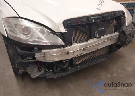 2013 Mercedes-Benz S 550 из США, поврежденный, VIN WDDNG7DB8DA514674